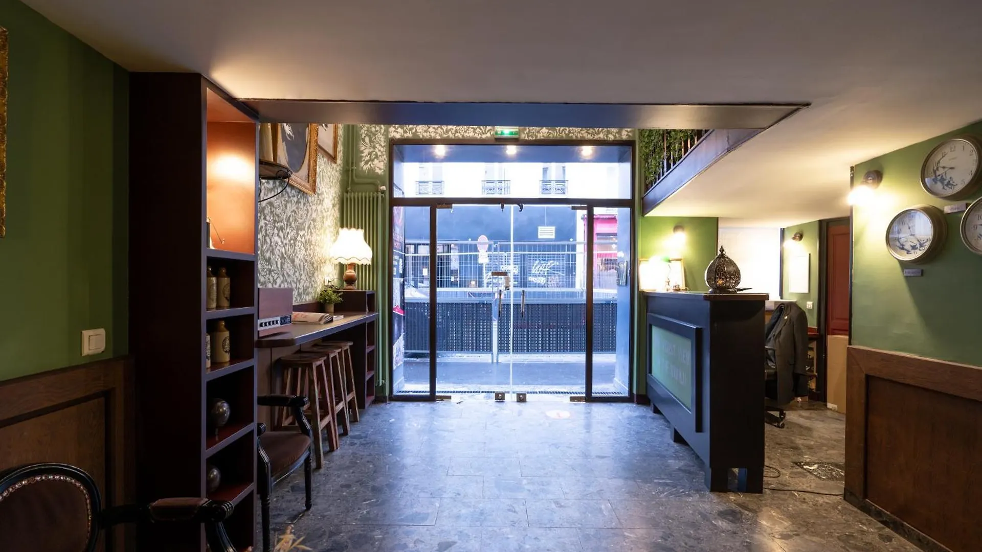 Walled Off Hotel *